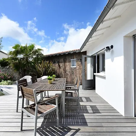 Maison Sainte-marie-de-ré, 6 Pièces, 9 Personnes - Fr-1-258-118 *
