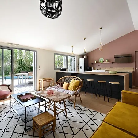 Maison Sainte-marie-de-ré, 6 Pièces, 9 Personnes - Fr-1-258-118 *